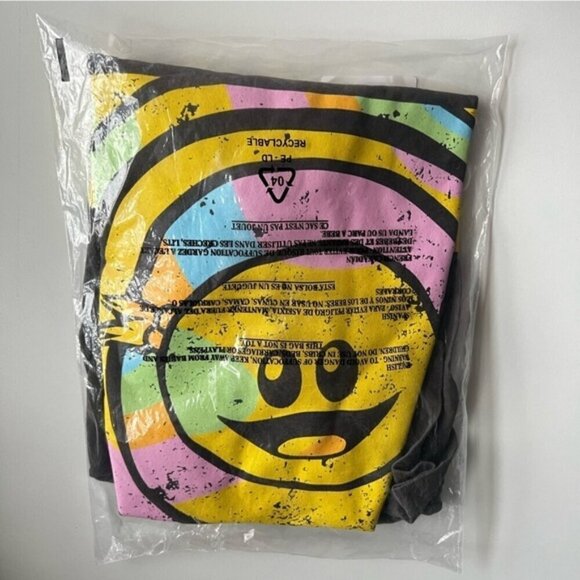 Retro Kid - YTV x Nanalan, Unisex Mona T-Shirt - Vintage Charcoal. Size: XL. NIB - Picture 3 of 6